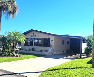 822 Village Dr, Sebring, FL 33872