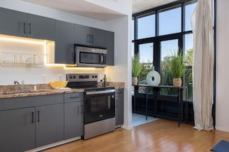 1 Cool Blow St Unit 337, Charleston, SC 29403