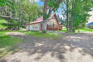 17 S Main St, Neihart, MT 59465