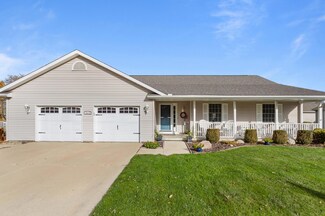 504 W Church St, Savoy, IL 61874