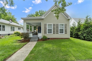2210 E Oak St, New Albany, IN 47150