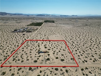 675 Pampas Ave, Twentynine Palms, CA 92277