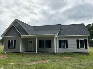 651 S Valley St, Liberty, NC 27298
