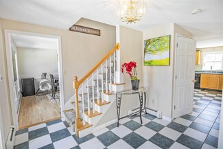 3 Ganley Dr, Salem, NH 03079