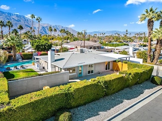 657 S Mountain View Dr, Palm Springs, CA 92264