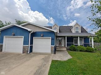 802 Fern Dr, Shelbyville, IN 46176