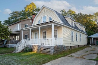 21 S 5th St, Niles, MI 49120