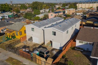 1667 E 84th St, Los Angeles, CA 90001