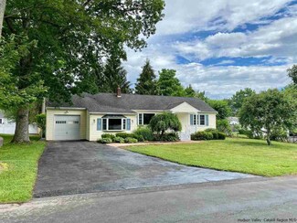 1122 Dalewood St, Kingston, NY 12401