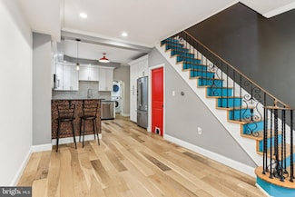 905 Watkins St, Philadelphia, PA 19148