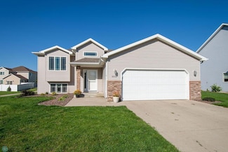 3532 8th St E, West Fargo, ND 58078