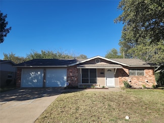 1175 Dublin Dr, Fort Worth, TX 76134