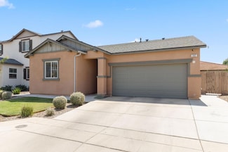 282 Rosebriar St, Madera, CA 93638