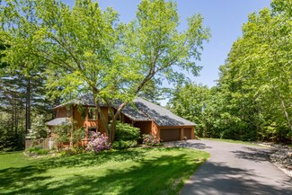 185 Youngs Point Rd, Wiscasset, ME 04578