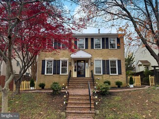 34 N Garfield St, Arlington, VA 22201