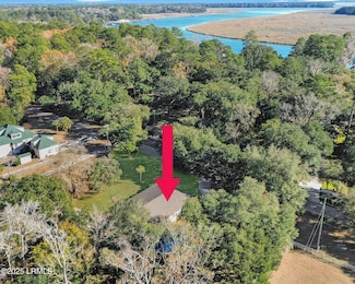 66 Camp Saint Mary Rd, Okatie, SC 29909