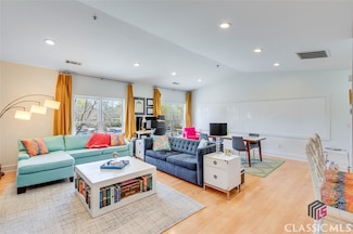1040 Gaines School Rd, Athens, GA 30605