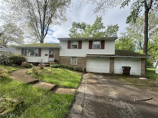 223 Sunset Ct, Columbiana, OH 44408