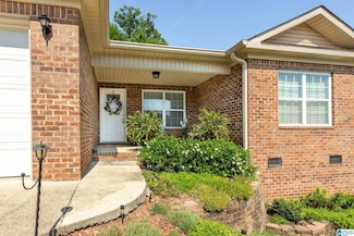112 Lindy Ln, Oxford, AL 36203
