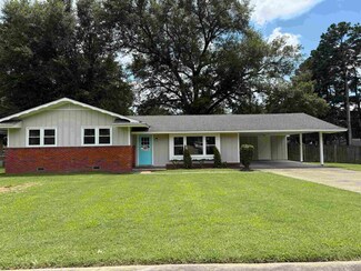 1351 Favell Dr, Memphis, TN 38116