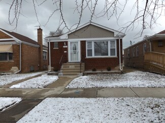 10029 S Hoxie Ave, Chicago, IL 60617