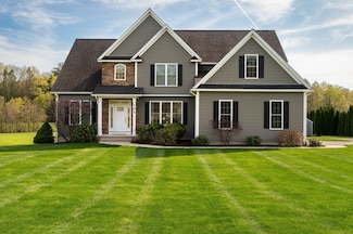 102 Gunn Rd, Southampton, MA 01073