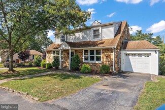 639 Linden Cir, Kennett Square, PA 19348