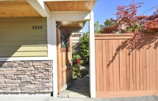3906 NE 50th St, Seattle, WA 98105