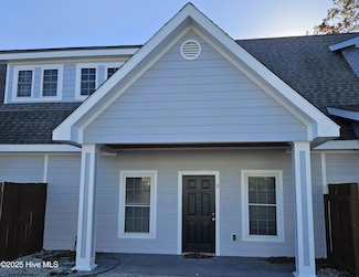 312 Marsh St Unit F, Beaufort, NC 28516