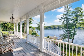 431 W Wakefield Blvd, Winsted, CT 06098