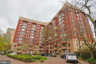 2400 Clarendon Blvd Unit 205, Arlington, VA 22201