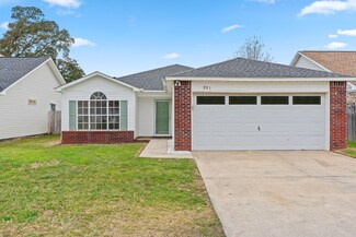 991 John Wayne Cir, Fort Walton Beach, FL 32547