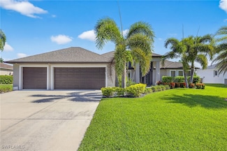 1929 SW 38th St, Cape Coral, FL 33914