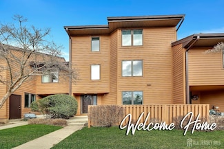 8 Sayre Dr, Princeton, NJ 08540