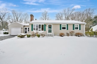 65 Fernwood Dr, Agawam, MA 01001