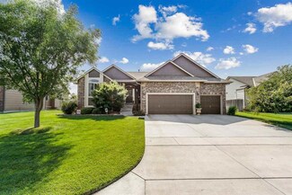 10940 W Hampton Lakes Ct, Maize, KS 67101