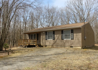 67 Twin Lake Rd, Albrightsville, PA 18210