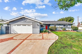 2496 N Beechwood St, Orange, CA 92865