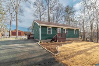 5480 Jamestown Ct, Crozet, VA 22932