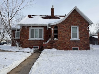903 Kimball Ave, Waterloo, IA 50702