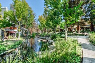 700 E Lake Dr Unit 107, Orange, CA 92866