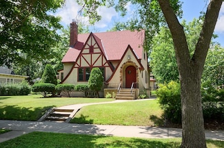 915 6th Ave N, Saint Cloud, MN 56303