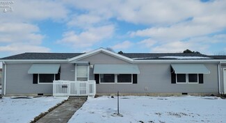 1229 Dickinson St, Fremont, OH 43420