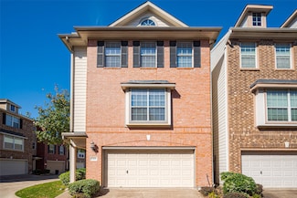 3426 Skyline Village Dr, Houston, TX 77057