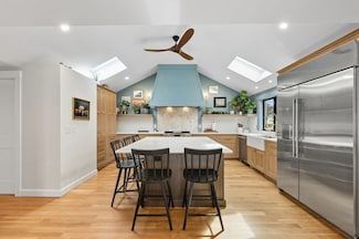 4 Ciaramitaro Ct, Gloucester, MA 01930