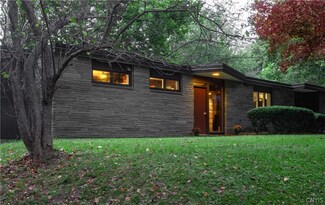 3518 W Seneca Turnpike, Syracuse, NY 13215