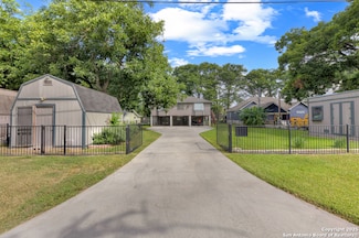 1321 E Zipp Rd, New Braunfels, TX 78130