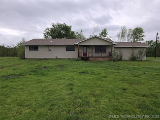 14202 E 492 Rd, Claremore, OK 74019