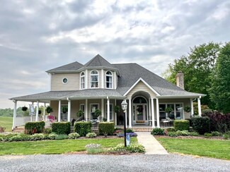 216 Burford Farm Rd, Monroe, VA 24574