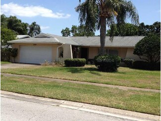 2359 Timbercrest Cir S, Clearwater, FL 33763
